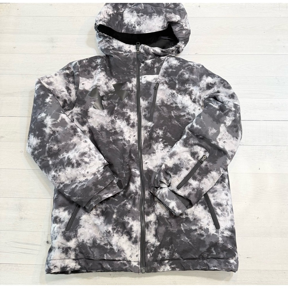 Under armour boys black and white winter ski jacket youth medium‎